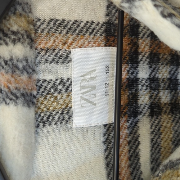 Zara Shacket - Picture 4 of 9